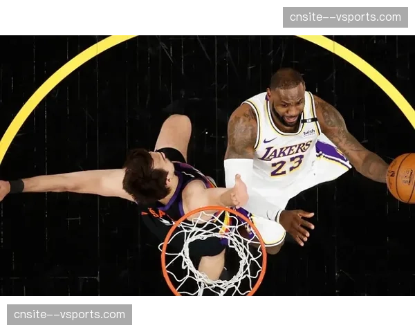 伯顿21分9篮板准两双 广州后卫进攻篮板拼抢积极